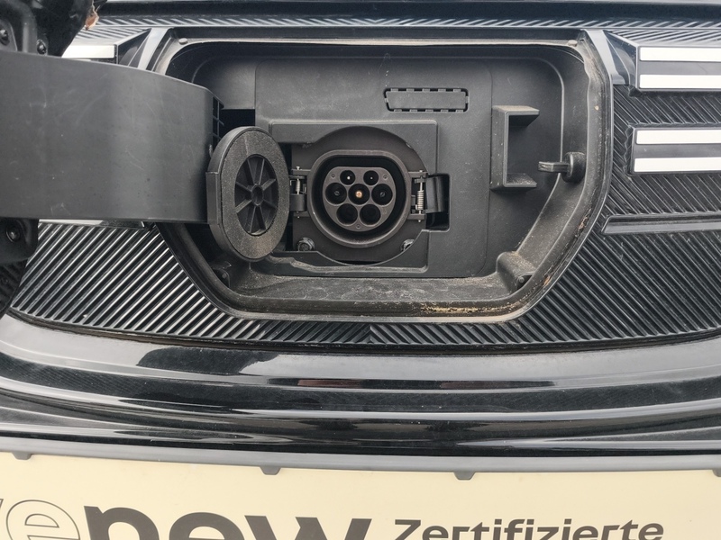 Fahrzeugabbildung Spring Electric (2021->) Essential Bild 14 von 16