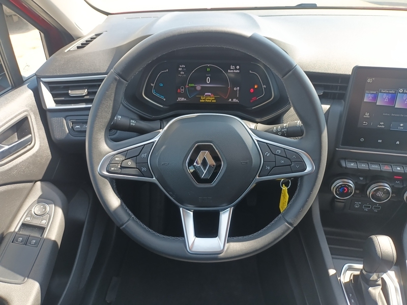 Fahrzeugabbildung Clio 1.6 E-TECH Hybrid 145 Equilibre*CARPLAY+LED**** Bild 8 von 15