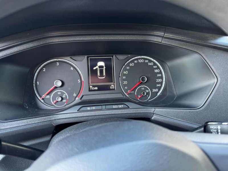VOLKSWAGEN T-Cross 0 — imagine 35