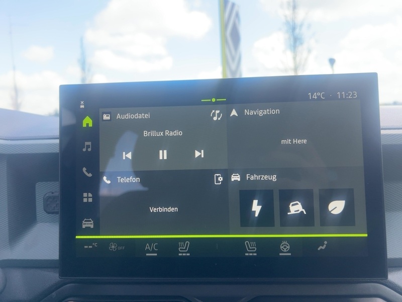 Fahrzeugabbildung Duster Extreme+ hybrid 140 Bild 10 von 11