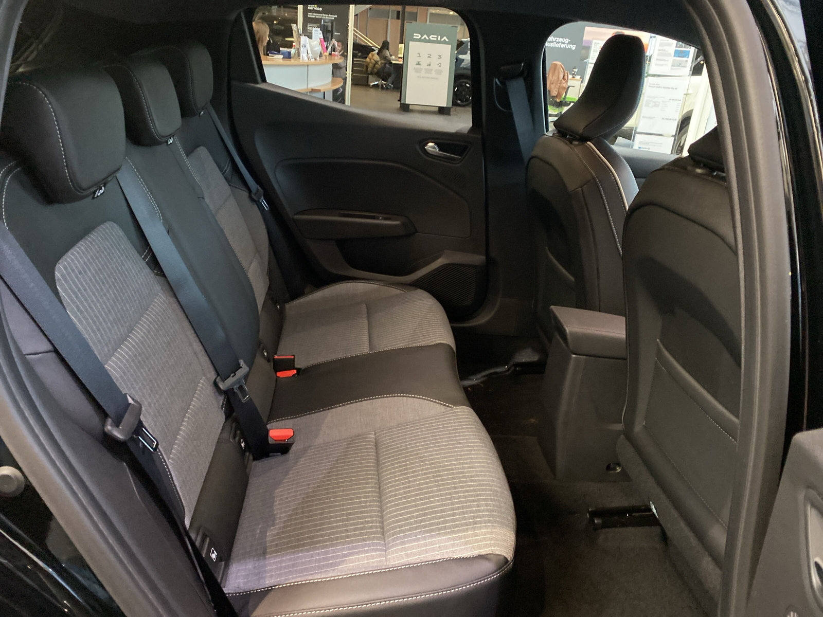 Renault Clio – Bild 12