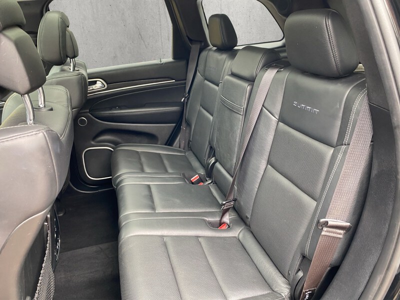 Fahrzeugabbildung Grand Cherokee Cherokee 3.0 CRD Summit Bild 12 von 15