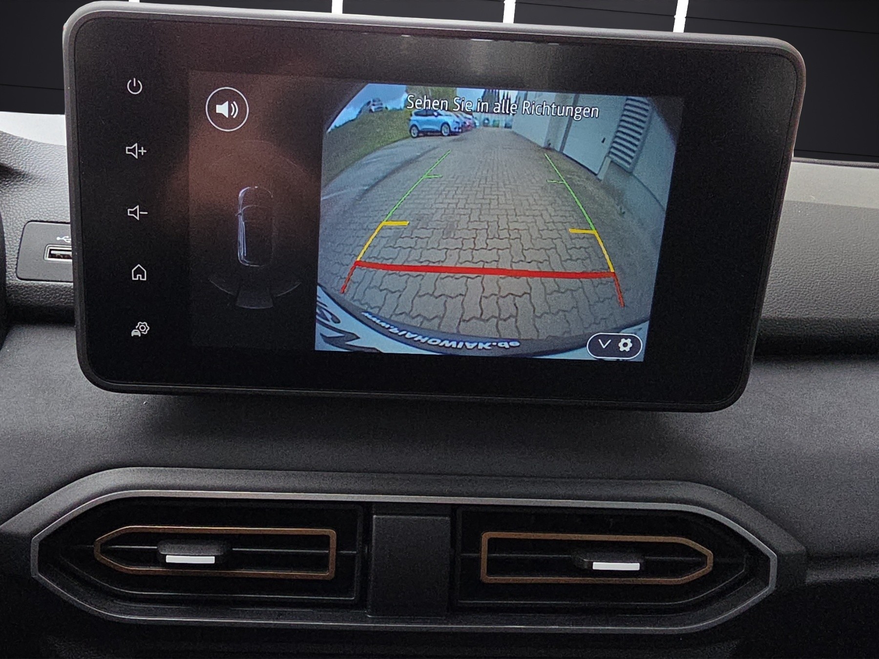 Dacia Sandero – Bild 13