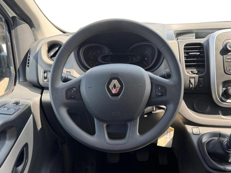 Renault Trafic Combi