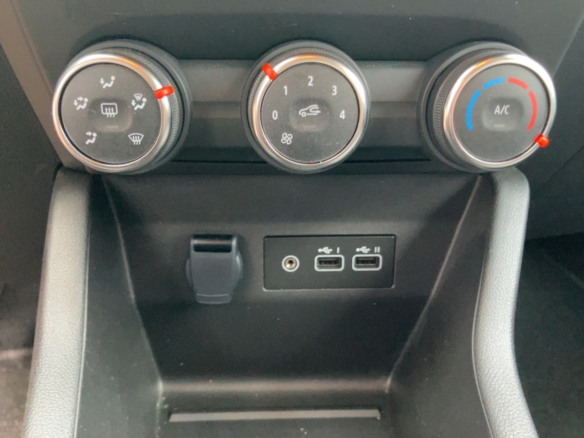Renault Clio – Bild 14