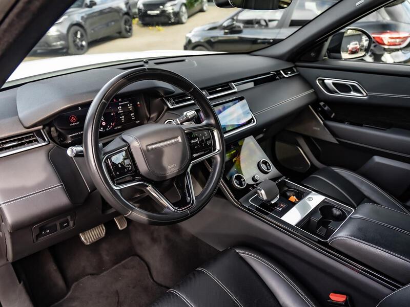 Fahrzeugabbildung Range Rover Velar WinterPaket AHK Bild 19 von 20