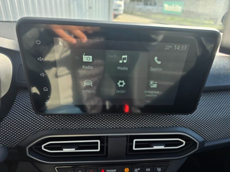 DACIA Logan 2023 — imagine 16