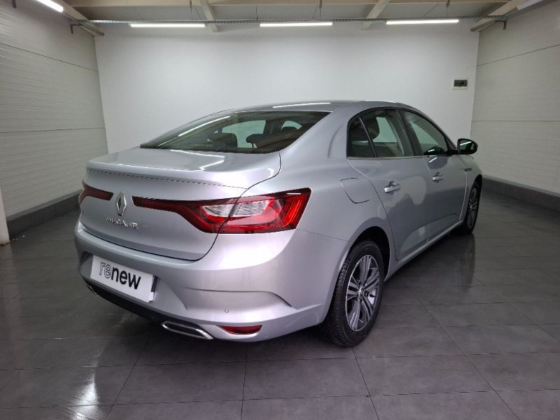 RENAULT Megane 2022 — imagine 2