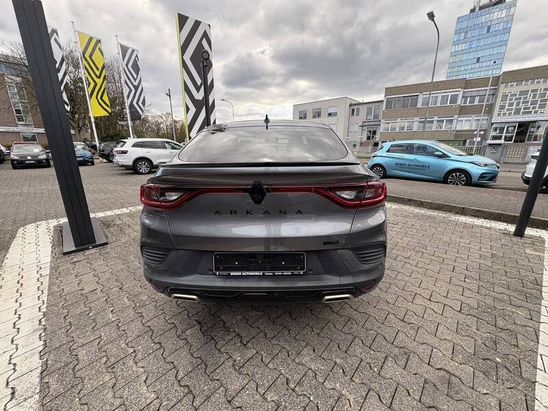 Fahrzeugabbildung Arkana E-Tech Hybrid TCe 145 Engineered Bild 5 von 18