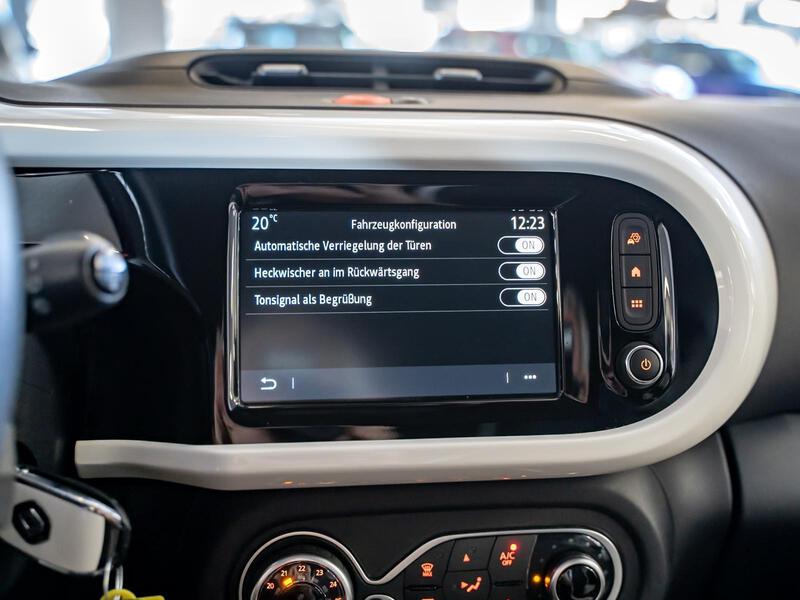 Fahrzeugabbildung Twingo Kamera+AppleCarPlay Bild 8 von 15