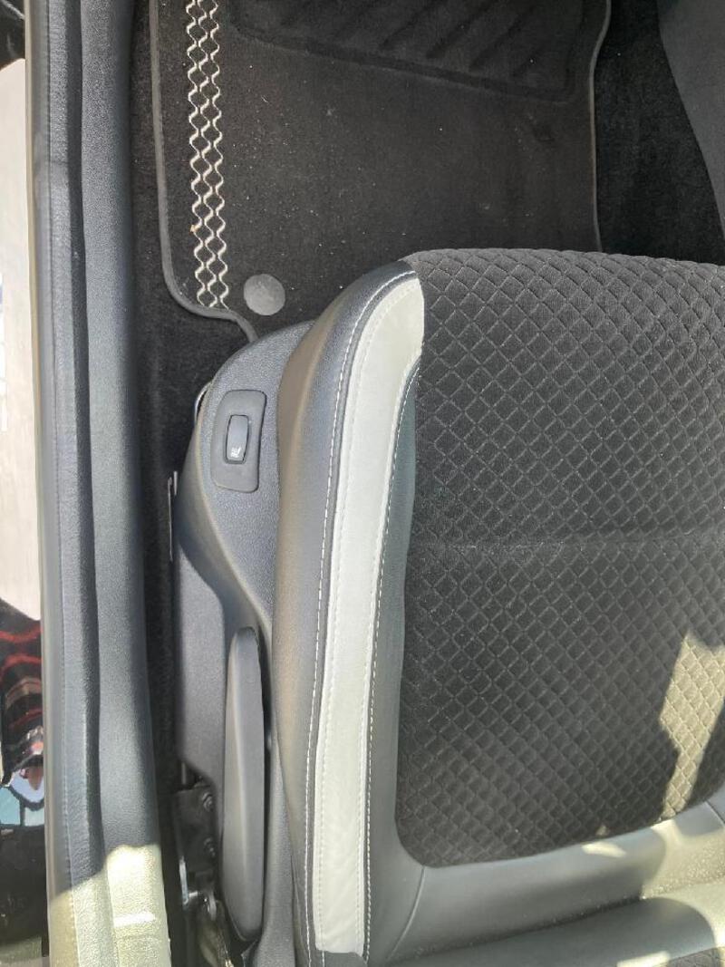 Fahrzeugabbildung Clio Bose Edition TCE90 Energy Bild 14 von 22