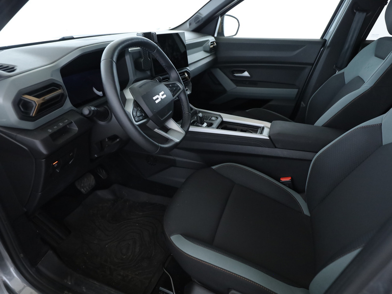 Fahrzeugabbildung Bigster Apple CarPlay PDC KLIMA Bild 11 von 19
