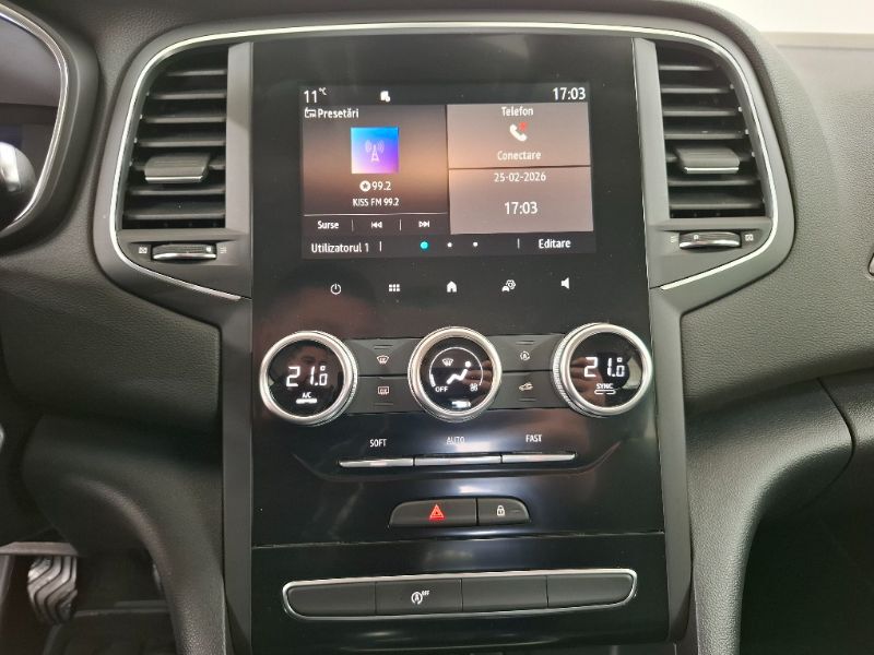 RENAULT Megane 2023 — imagine 40