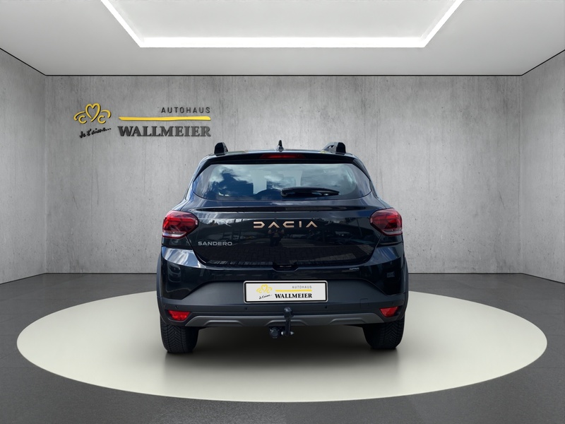 Fahrzeugabbildung Sandero III Stepway Extreme 1.0 TCe 90 Automatik Bild 6 von 15