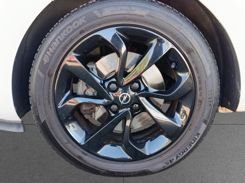 Fahrzeugabbildung Corsa 1.0 Turbo Color Edition ecoFlex Bild 16 von 17