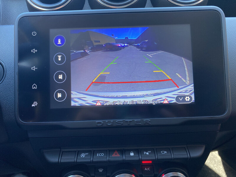 Fahrzeugabbildung Duster Navi 360° Bild 17 von 20