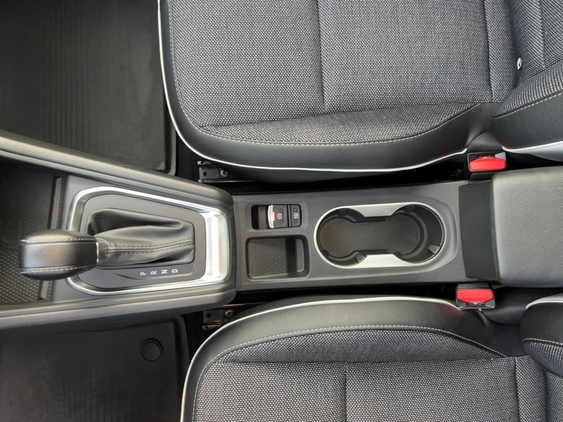 Fahrzeugabbildung Captur 1.3 TCe 140 Intens Bild 15 von 20