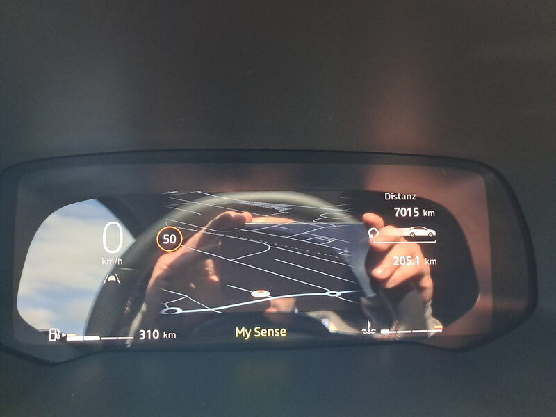 Fahrzeugabbildung Clio RFK SHZ Bild 17 von 19
