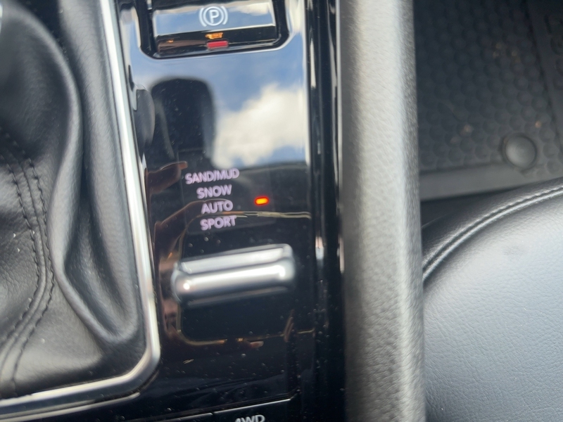 Fahrzeugabbildung Compass 1.3 PHEV S Allrad *CarPlay*Kamera*Leder* Bild 15 von 16