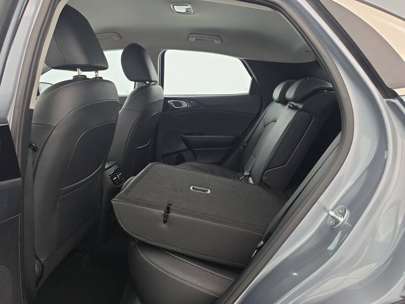KIA Xcee'D