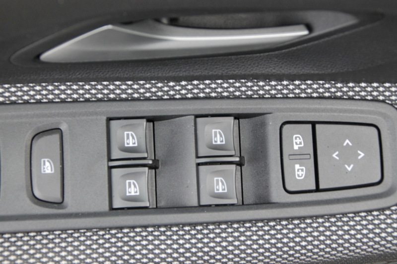 Fahrzeugabbildung Jogger Expression TCe 100 ECO-G Bild 17 von 28