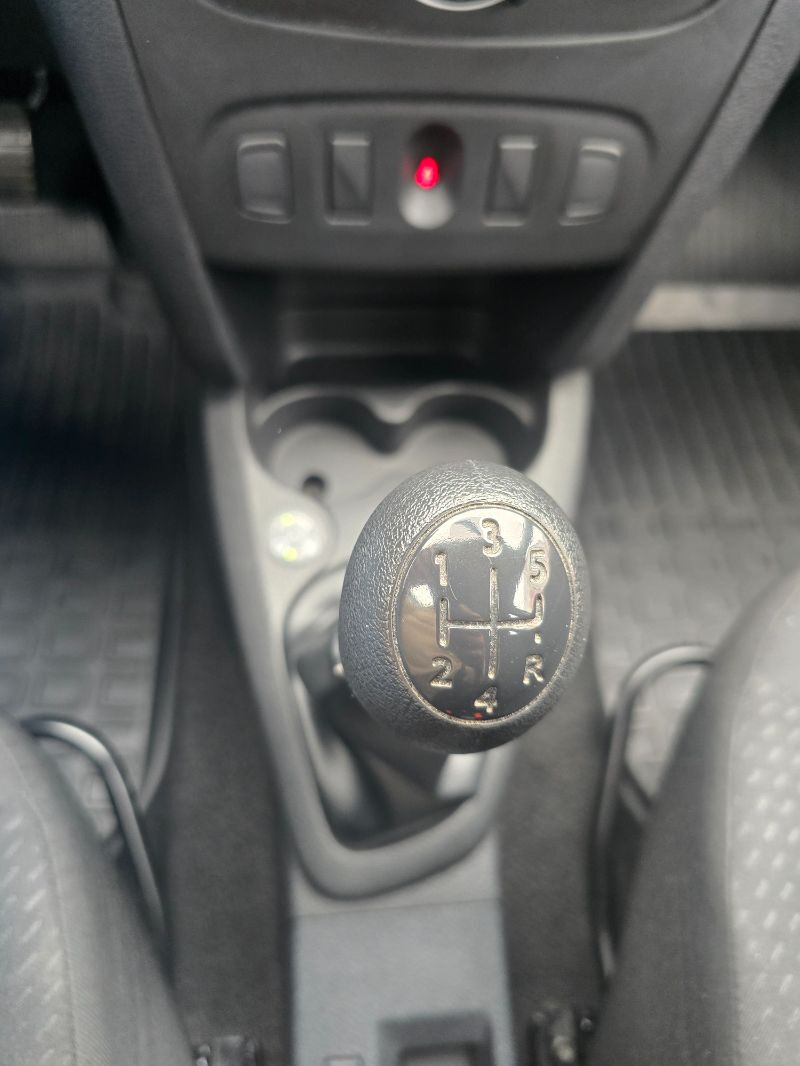 DACIA Logan 2019 — imagine 18