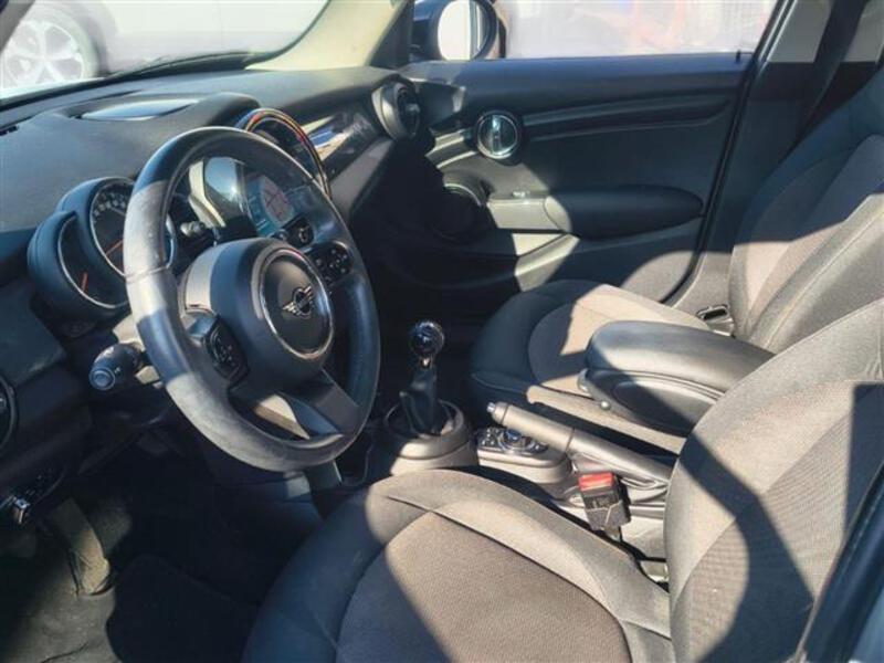 Mini