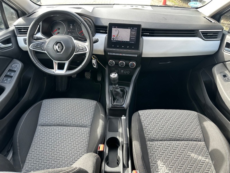 Fahrzeugabbildung Clio *Klima*PDC Hi* Bild 13 von 20