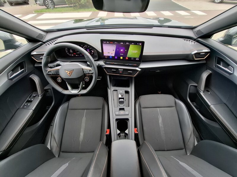 Fahrzeugabbildung Formentor VZ 2.0 TSI 4Drive (310 PS) 7-Gang-DSG Bild 20 von 49