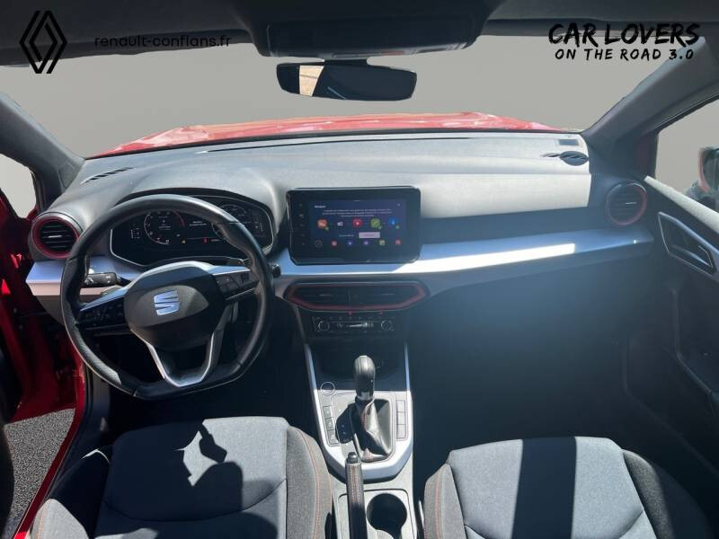 Seat Arona