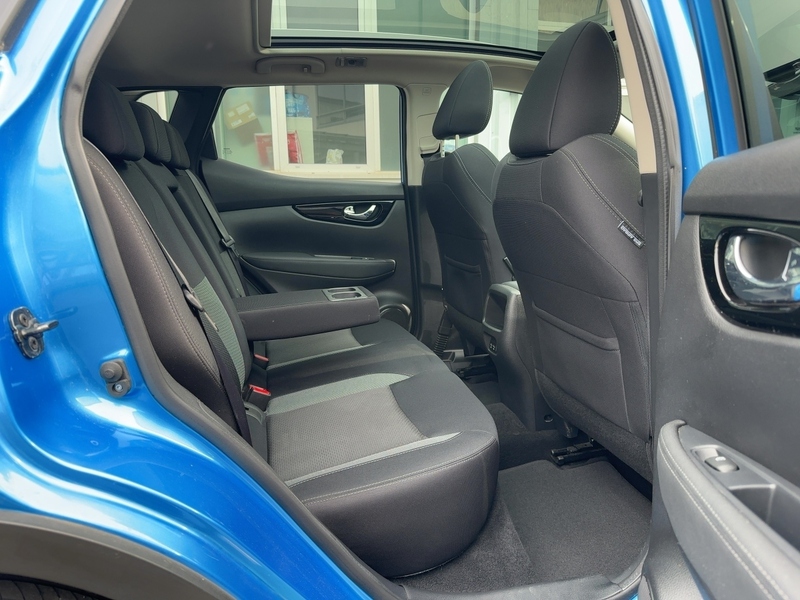 Fahrzeugabbildung Qashqai 360° KAMERA Bild 12 von 15