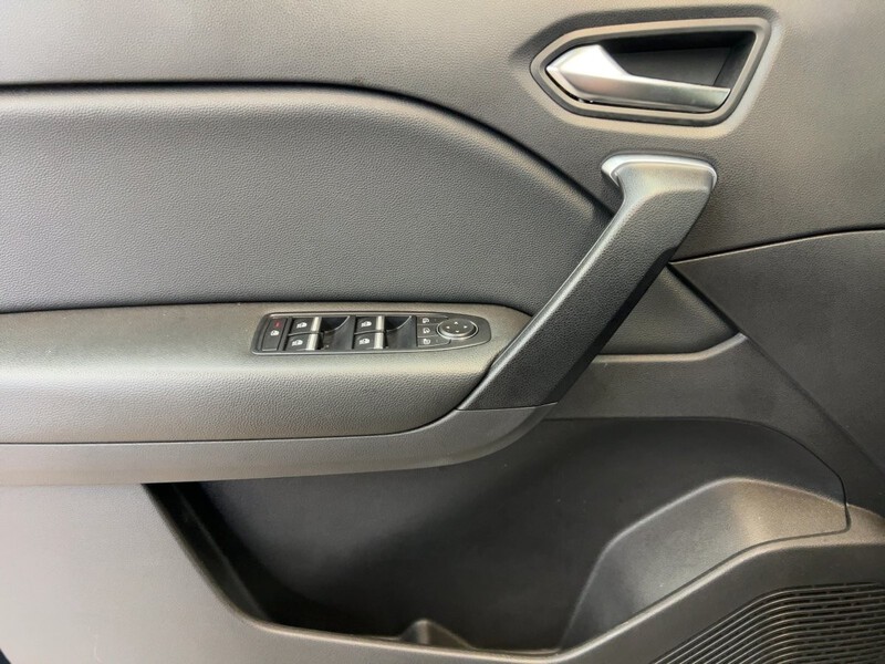 Fahrzeugabbildung Captur Apple CarPlay SHZ PDC KLIMA Bild 13 von 23
