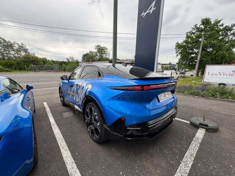 Alpine A390