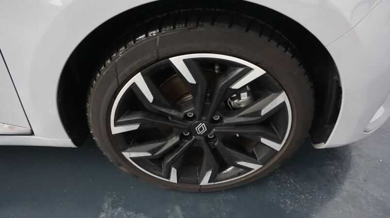 RENAULT Clio 2023 — imagine 31
