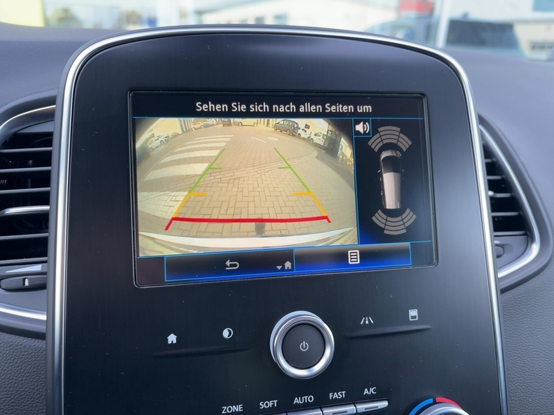 Fahrzeugabbildung Grand Scenic ABS BT Bild 16 von 21