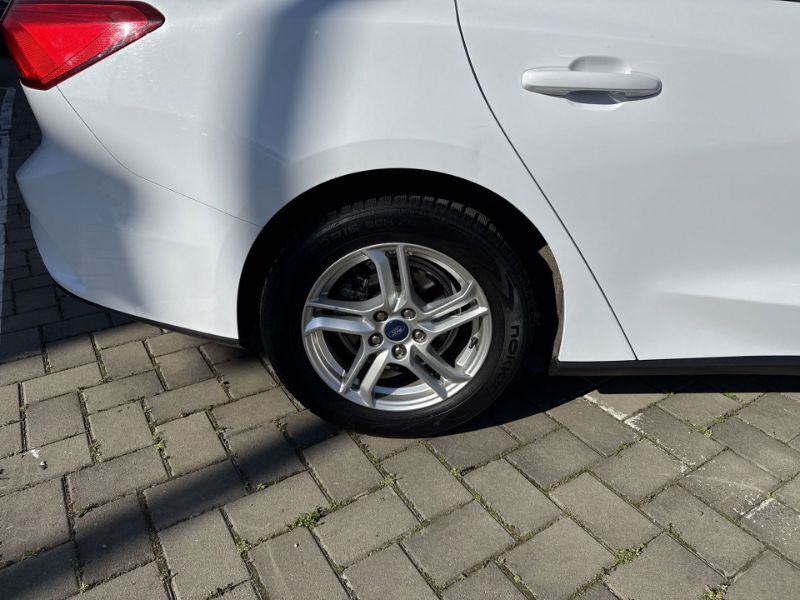 FORD Focus 2019 — imagine 8