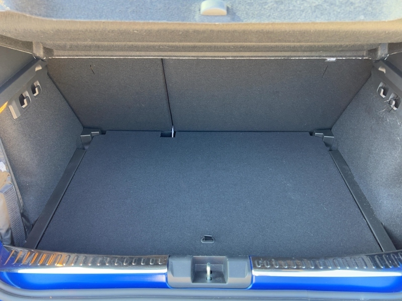 Fahrzeugabbildung Sandero TCe 100 LPG Stepway Extreme+ Bild 12 von 15