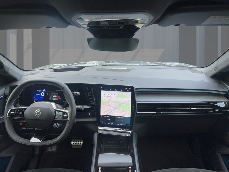 Fahrzeugabbildung Rafale 1.2 E-TECH Hybrid 200 Esprit Alpine Bild 10 von 30