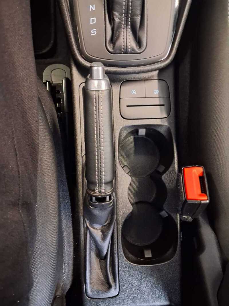 Fahrzeugabbildung Fiesta Automatik Bild 20 von 21
