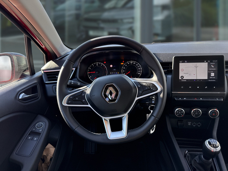 Fahrzeugabbildung Clio Evolution SCe 65 Bild 18 von 22