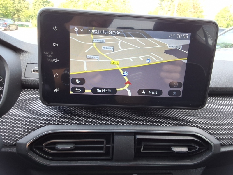 Fahrzeugabbildung Sandero Comfort Bild 9 von 14