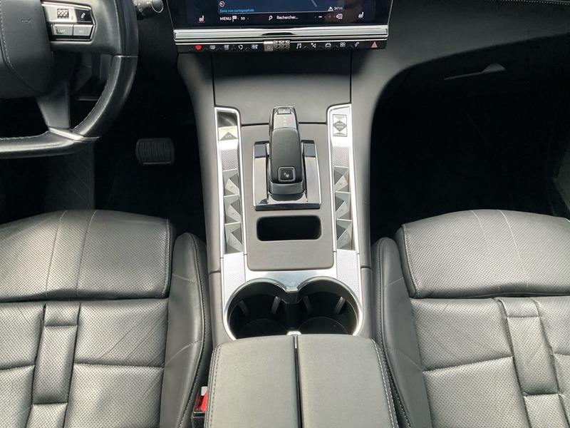 DS Automobiles DS7 Crossback