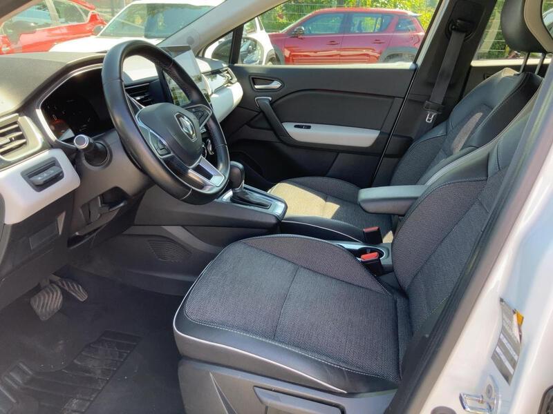 Fahrzeugabbildung Captur 1.6 E-TECH Hybrid Plug-In 160 Edition One Bild 7 von 18