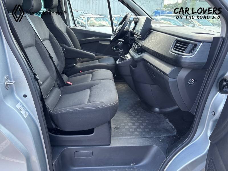 Renault Trafic Combi
