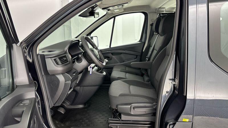 Renault Trafic Combi