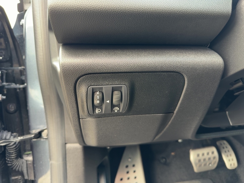 Fahrzeugabbildung Megane ABS ESP SERVO Bild 14 von 20