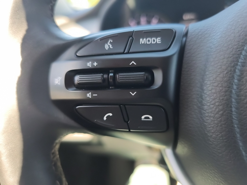 Fahrzeugabbildung Stonic 1.0 T-DGI VISON *KLIMA*CARPLAY*SHZG*ALLW Bild 17 von 17