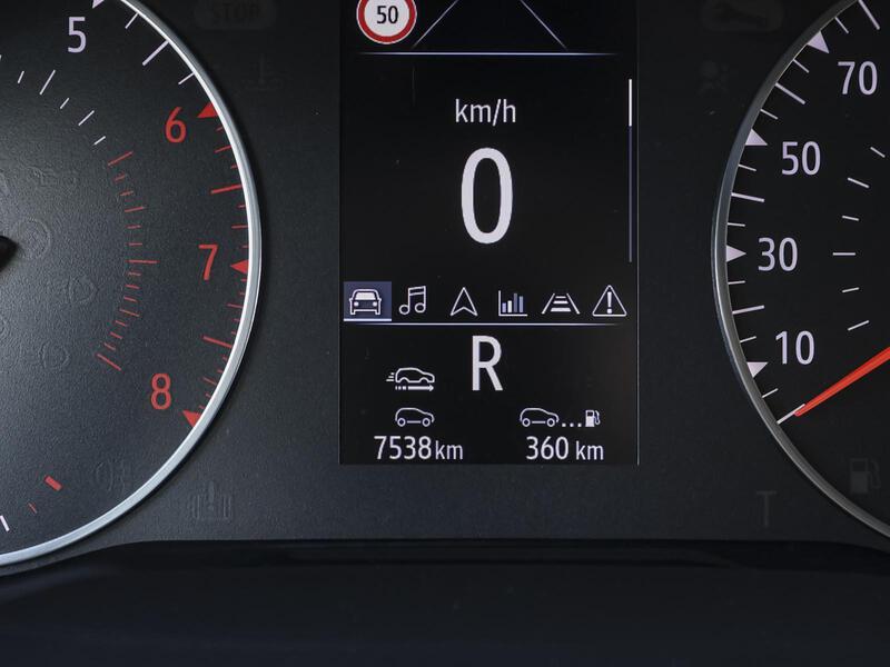 Fahrzeugabbildung Captur NAVI PDC Bild 15 von 15
