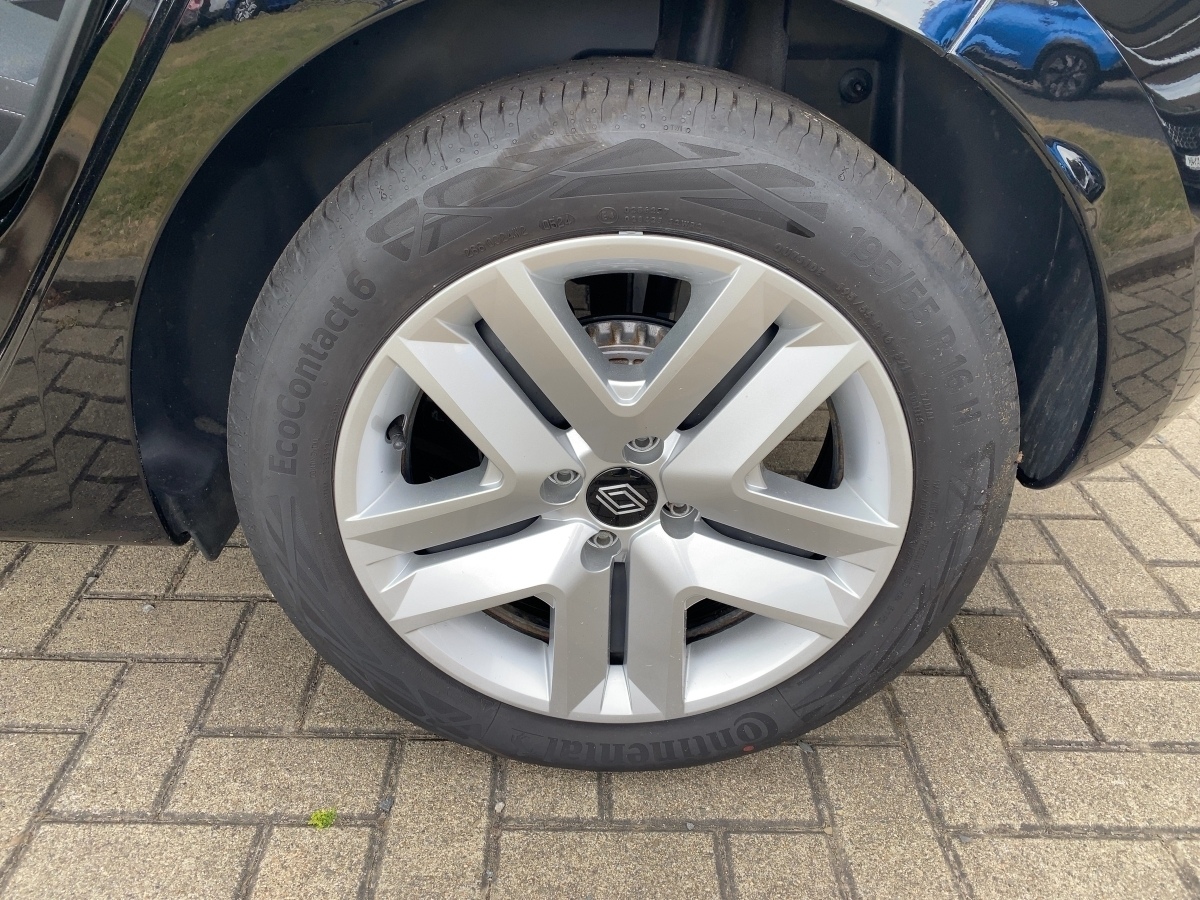 Renault Clio – Bild 12
