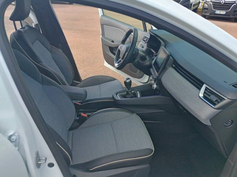 Renault Clio V